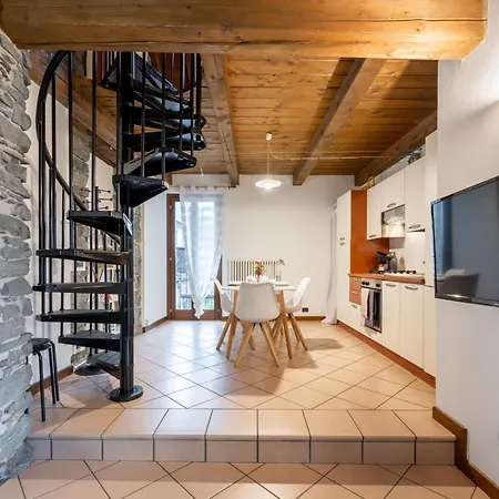 Silvia By Interhome Nyaraló