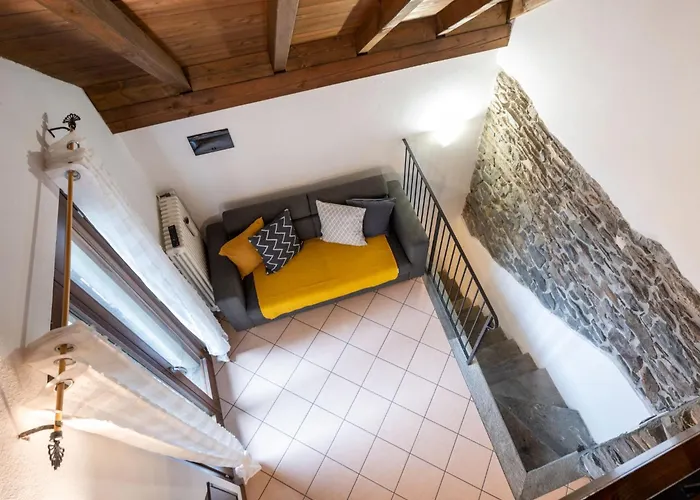 Silvia By Interhome Feriehus Mergozzo